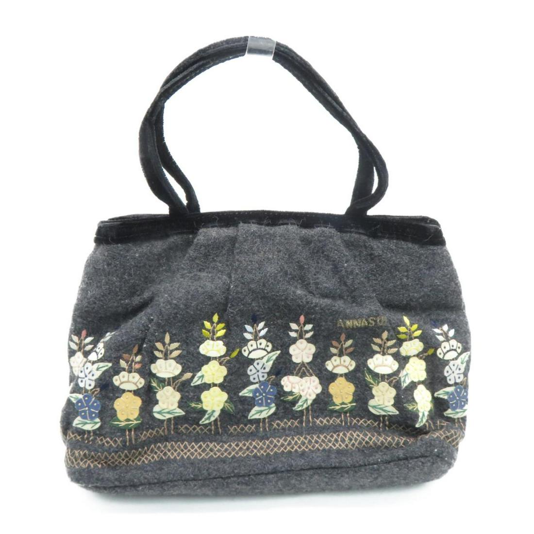 Authentic ANNA SUI Hand Bag Black/Gray: This item qualifies for FREE DOMESTIC SHIPPING to customers in the USA Brand: ANNA SUI Model: ANNA SUI Hand Bag Black/Gray Category: Women:Handbag Color: Black/Gray Dimensions: W23Ã—H16Ã—D9cm/Ha