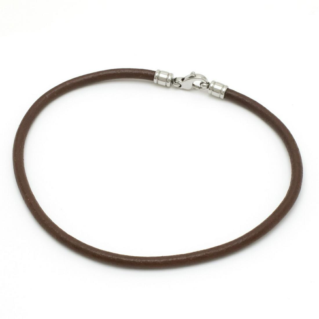 Authentic Bvlgari Leather Cord Choker Metal Brown: This item qualifies for FREE DOMESTIC SHIPPING to customers in the USA Brand: Bvlgari Condition: Used (very good) Color: Brown, Silver Material: Leather, Metal Overall Scratches: Insignificant Width: