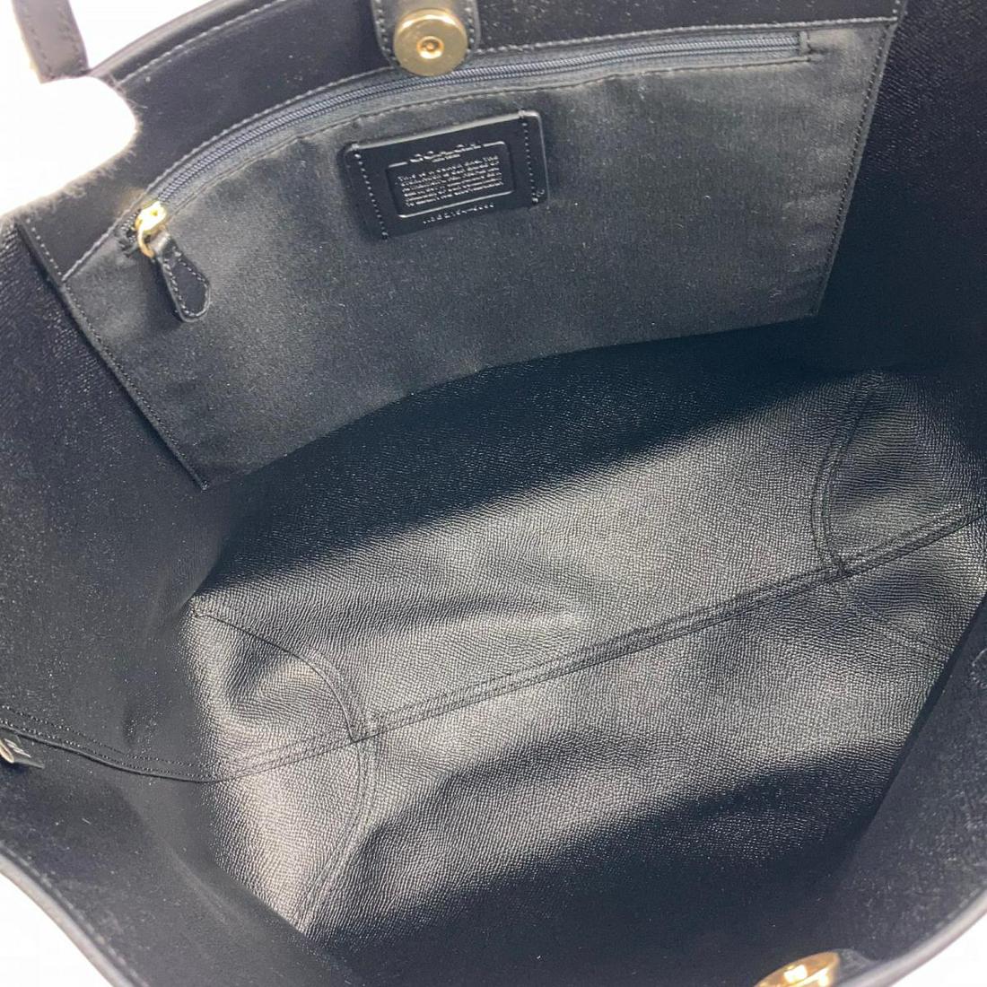 COACH Tote Bag(Brown): COACH Tote Bag(Brown) Brand: COACH Model: COACH Tote Bag(Brown) Category: Women:Handbags Color: Brown Dimensions: The BIDHAUS Guarantee: Photos descriptions and estimates were prepared with the utmost