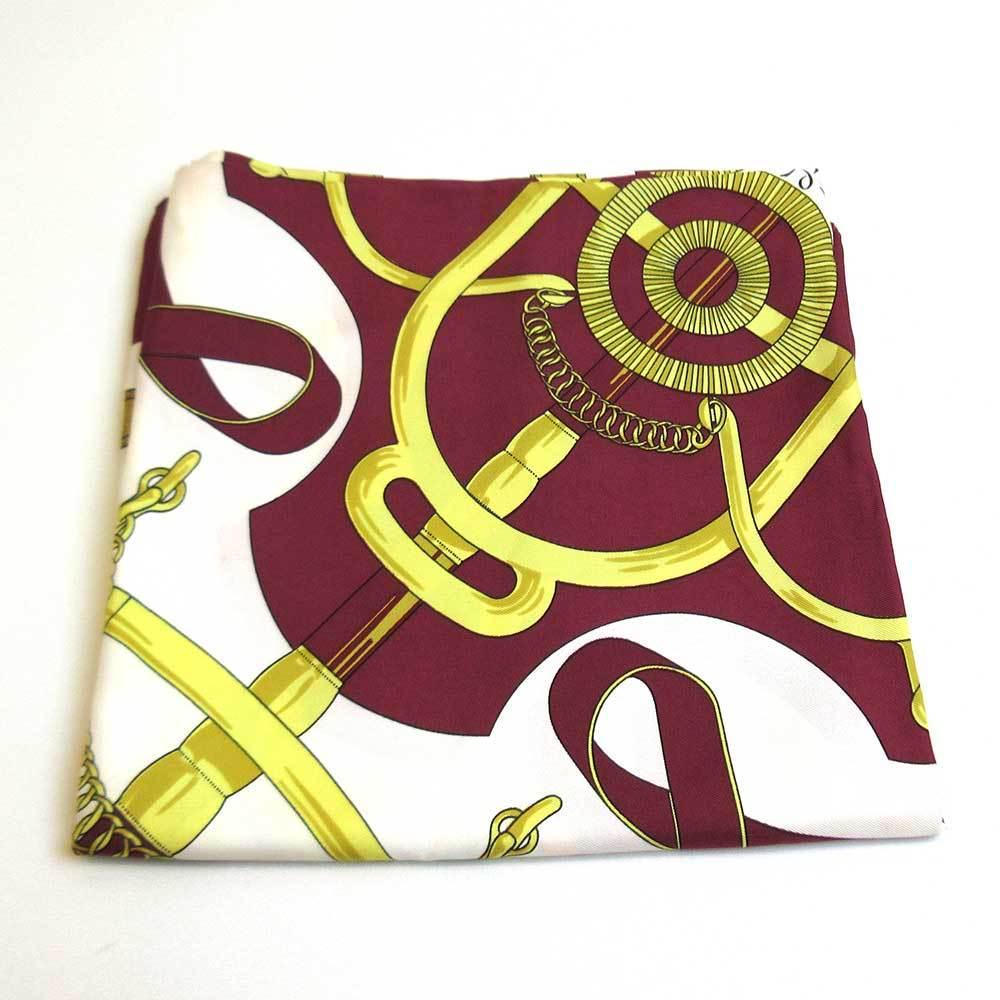 Hermes Carre 90 EperondOr Apron Doll Golden Spur: Hermes Carre 90 EperondOr Apron Doll Golden Spur Multicolor Women's SilkBrand: Hermes Gender: Women Condition: Used (good) Color: Multi-color Overall Scratches: Insignificant Overall Dirt: Insignifica