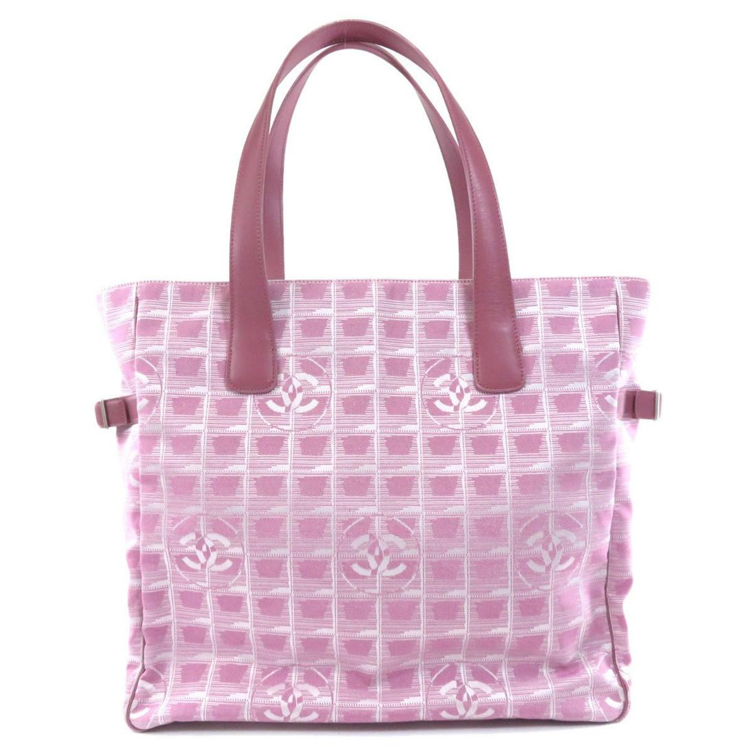 Chanel New Travel Line GM Tote Bag Nylon Jacquard /: Chanel New Travel Line GM Tote Bag Nylon Jacquard / Leather LadiesBrand: Chanel Line: New Travel Line Type: Tote bag Gender: Women Accessories: Guarantee card Condition: Used (very good) Material: Jac