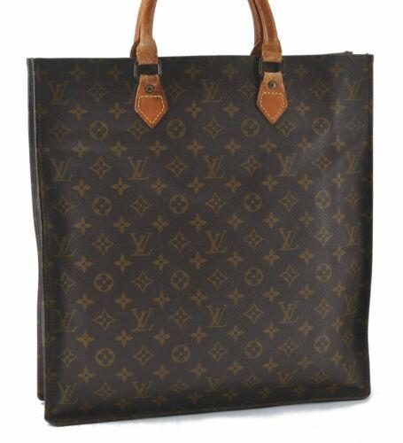 Louis Vuitton Monogram Sac Plat Hand Bag Old Model LV: Louis Vuitton Monogram Sac Plat Hand Bag Old Model LV Brand: Louis Vuitton Country/Region of Manufacture: France Bag Length: 14.2inches(36cm) Bag Height: 15inches(38cm) Bag Depth: 3.5inches(9cm) Handl