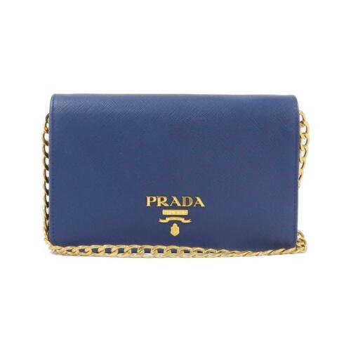 PRADA Wallet 1BP006: PRADA Wallet 1BP006 Brand: PRADA Style: Shoulder Bag Color: BLUETTE GOLD Parts Material: SAFFIANO LUX (Leather) Gender: Ladies Size: W x H x D : 18cm x 11.5cm x 5cm Strap: 118cm Type: Shoulder Bag Dep