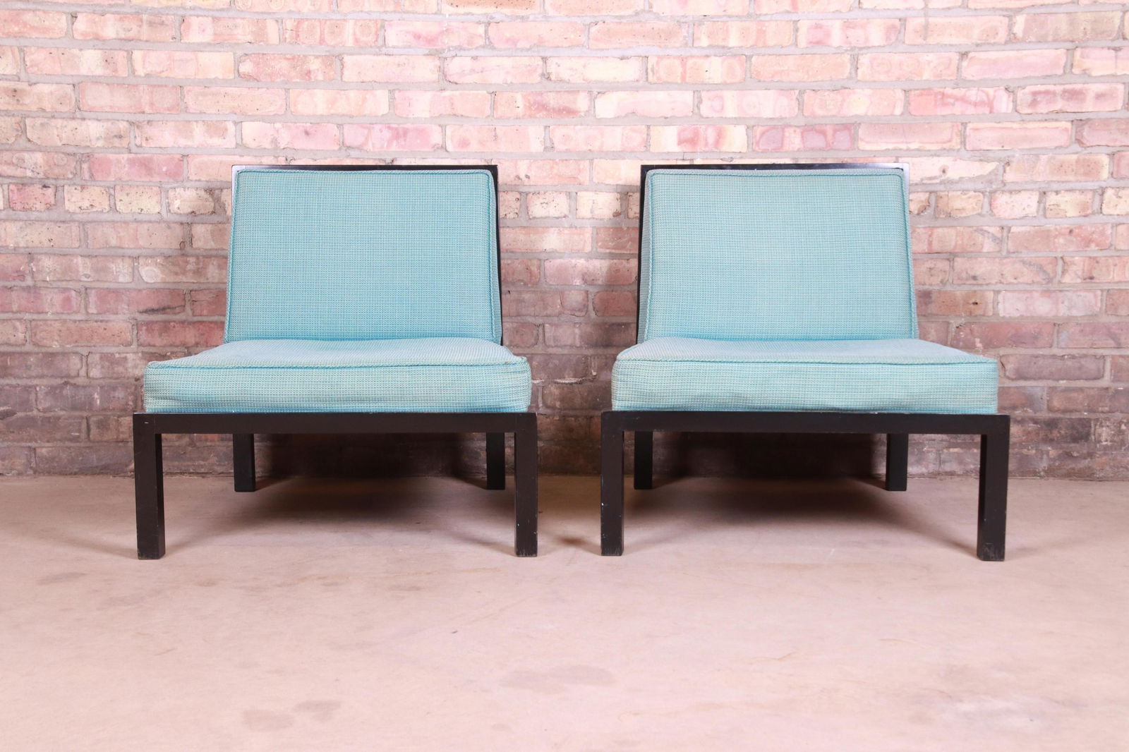 Michael Taylor for Baker Furniture Mid-Century Modern: Michael Taylor for Baker Furniture Mid-Century Modern Slipper Chairs Pair An exceptional pair of mid-century modern Hollywood Regency slipper chairs club chairs or lounge chairs By Michael Taylor for
