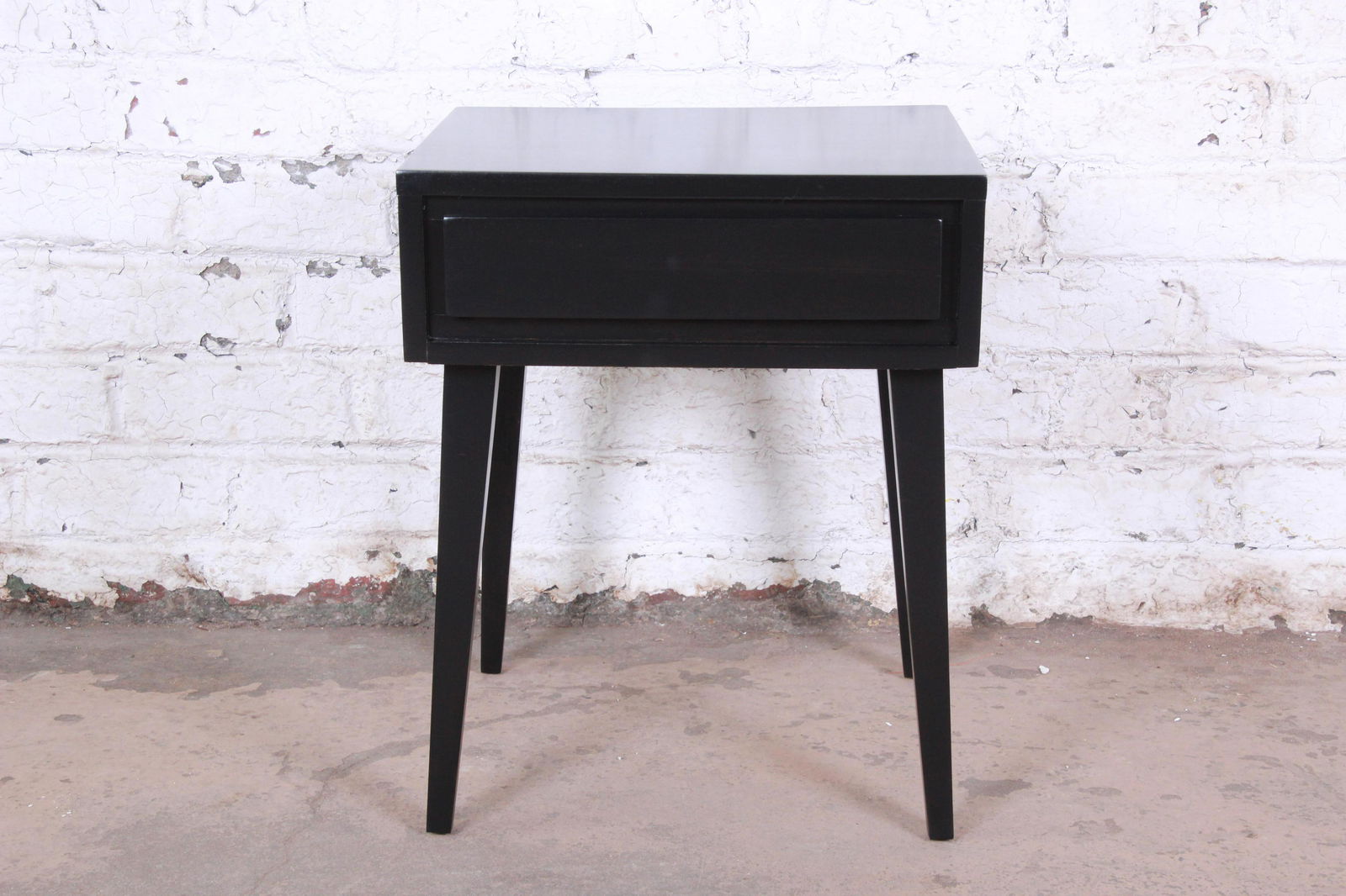 Russel Wright for Conant Ball American Modern Ebonized: Russel Wright for Conant Ball American Modern Ebonized Nightstand Newly Refinished An exceptional mid-century modern ebonized nightstand or end table designed by Russel Wright for his American Modern