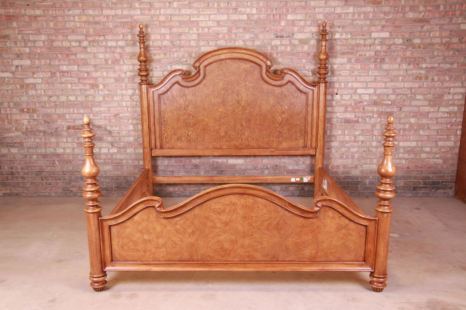 Thomasville Burl Wood King Size Poster Bed: Thomasville Burl Wood King Size Poster Bed A gorgeous burl wood king size poster bed By Thomasville Circa 1990s Measures: 83.5"W x 89"D x 80"H. Very good original vintage condition. Dimensions: 83.5"W