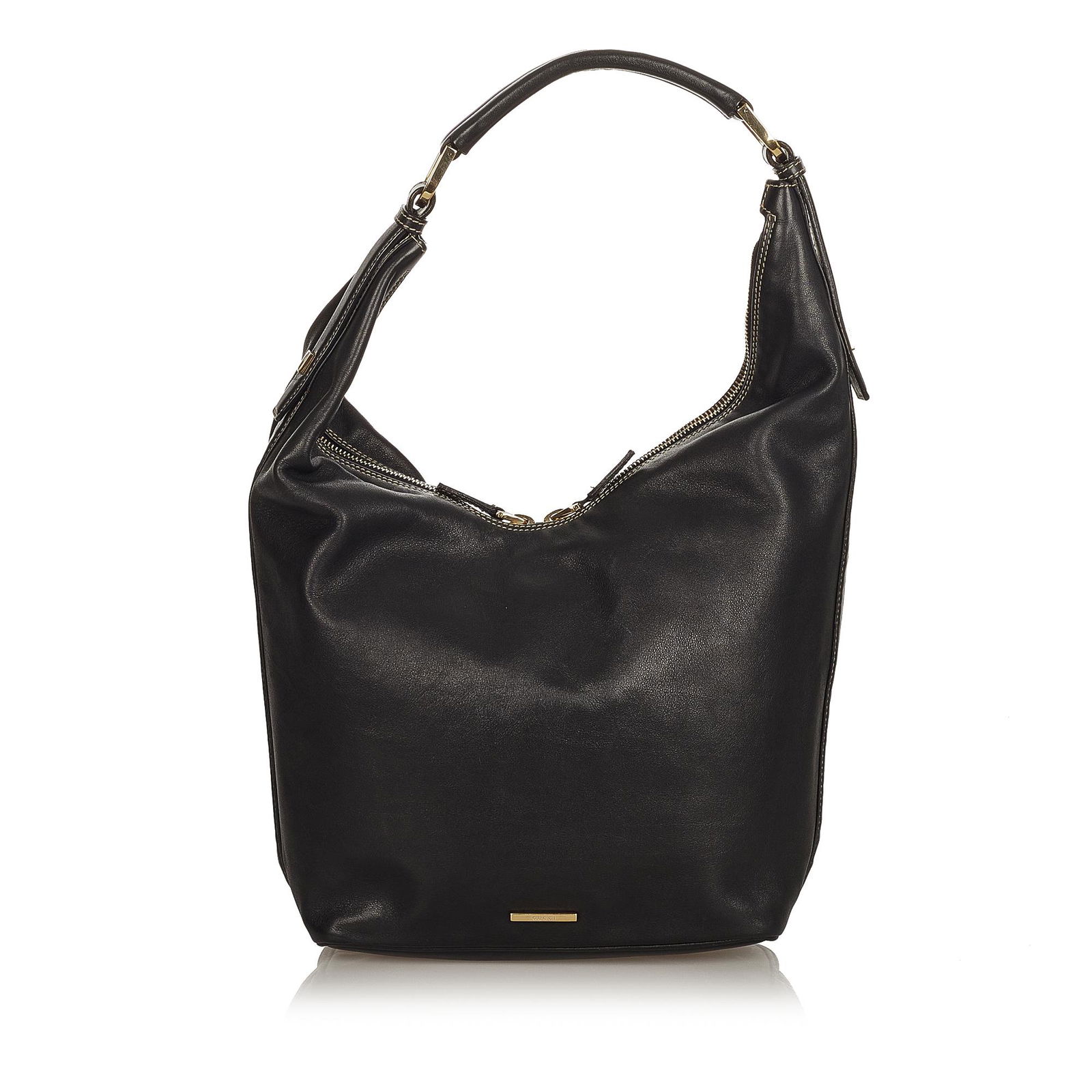 Gucci Leather Shoulder Bag: Gucci Leather Shoulder Bag This shoulder bag features a leather body a flat leather strap top zip closure and interior zip pocket. Brand: Gucci Model: Leather Shoulder Bag Origin: Italy Category: Bags