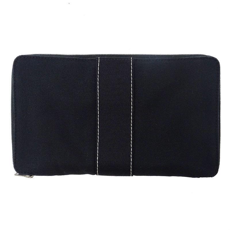 Hermes Deauville Perth GM Purse Canvas Cotton SV Metal: Hermes Deauville Perth GM Purse Canvas Cotton SV Metal Fittings BlackBrand: Hermes Line: Deauville Material: Cotton, 100% Color: Black Size (HxWxD): 13cm x 22cm x 2cm / 5.11'' x 8.66'' x 0.78'' Condit