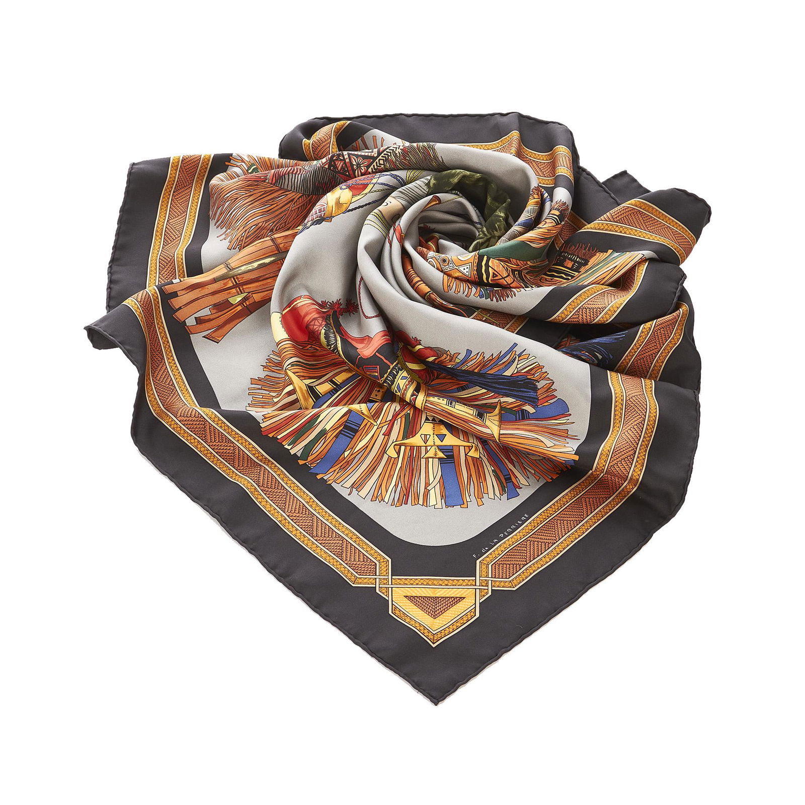 Hermes Cuirs du Desert Silk Scarf: Hermes Cuirs du Desert Silk Scarf The Cuirs du Desert scarf features a print on 100% silk. Brand: Hermes Model: Cuirs du Desert Silk Scarf Origin: France Category: Accessories Color: White Style: Othe