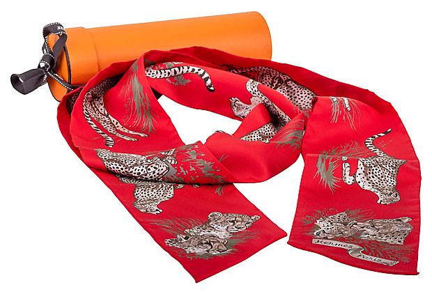 Hermes Red Guepards Maxi Twilly Thin BNB: Hermes Red Guepards Maxi Twilly Thin BNB Condition: New Era: Contemporary; 2000s Dimensions: 71" L x 4" W Materials: silk Color: red Hermes BNIB red guepards thin maxi twilly. 100% silk comes with ori