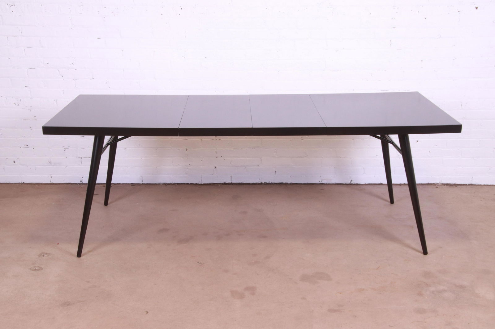 Paul McCobb Planner Group Black Lacquered Extension: Paul McCobb Planner Group Black Lacquered Extension Dining Table Newly Refinished An exceptional mid-century modern extension dining table By Paul McCobb for Winchendon Furniture "Planner Group" USA 1