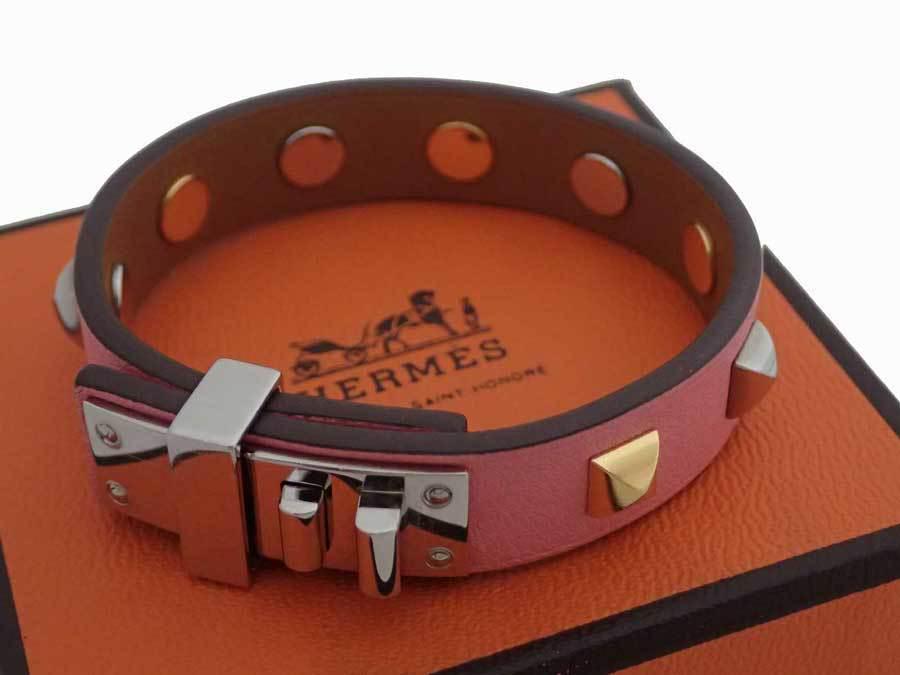 Hermes Bracelet Mini Dog Crulon Square Pink Silver Leather Bangle Breath Ladies: Hermes Bracelet Mini Dog Crulon Square Pink Silver Leather Bangle Breath LadiesBrand: Hermes Material: Leather Color: Pink, Silver Accessories: Box Condition: Used (good) Line: Clous Type: Charm brace