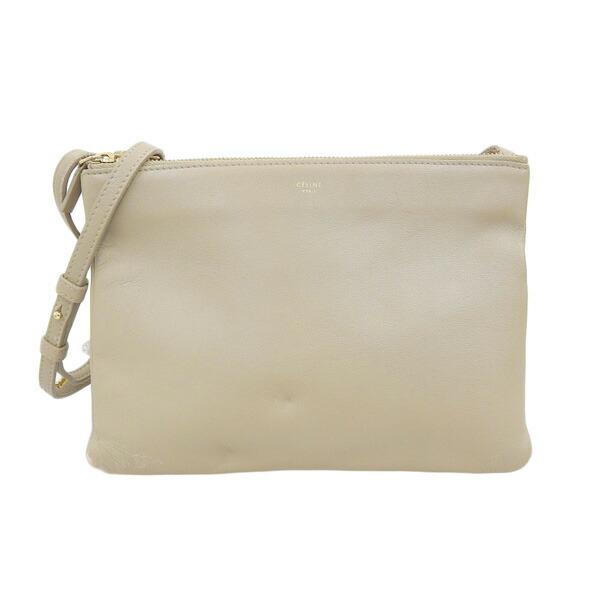 Celine Leather Trio Shoulder Bag Beige: Celine Leather Trio Shoulder Bag BeigeBrand: Celine Material: Leather Color: Beige Size (HxWxD): 17.5cm x 25cm x 3cm / 6.88'' x 9.84'' x 1.18'' Condition: Used (good) Type: Shoulder bag Gender: Women