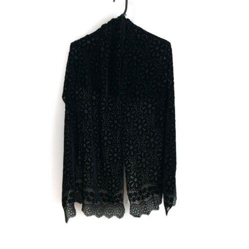 ANNA SUI Black Rayon Silk: ANNA SUI Black Rayon Silk Brand: ANNA SUI Style: Scarf Color: Black Material: Rayon Silk Type: Scarf The BIDHAUS Guarantee: All items in this auction are guaranteed authentic and come with a 100% mone