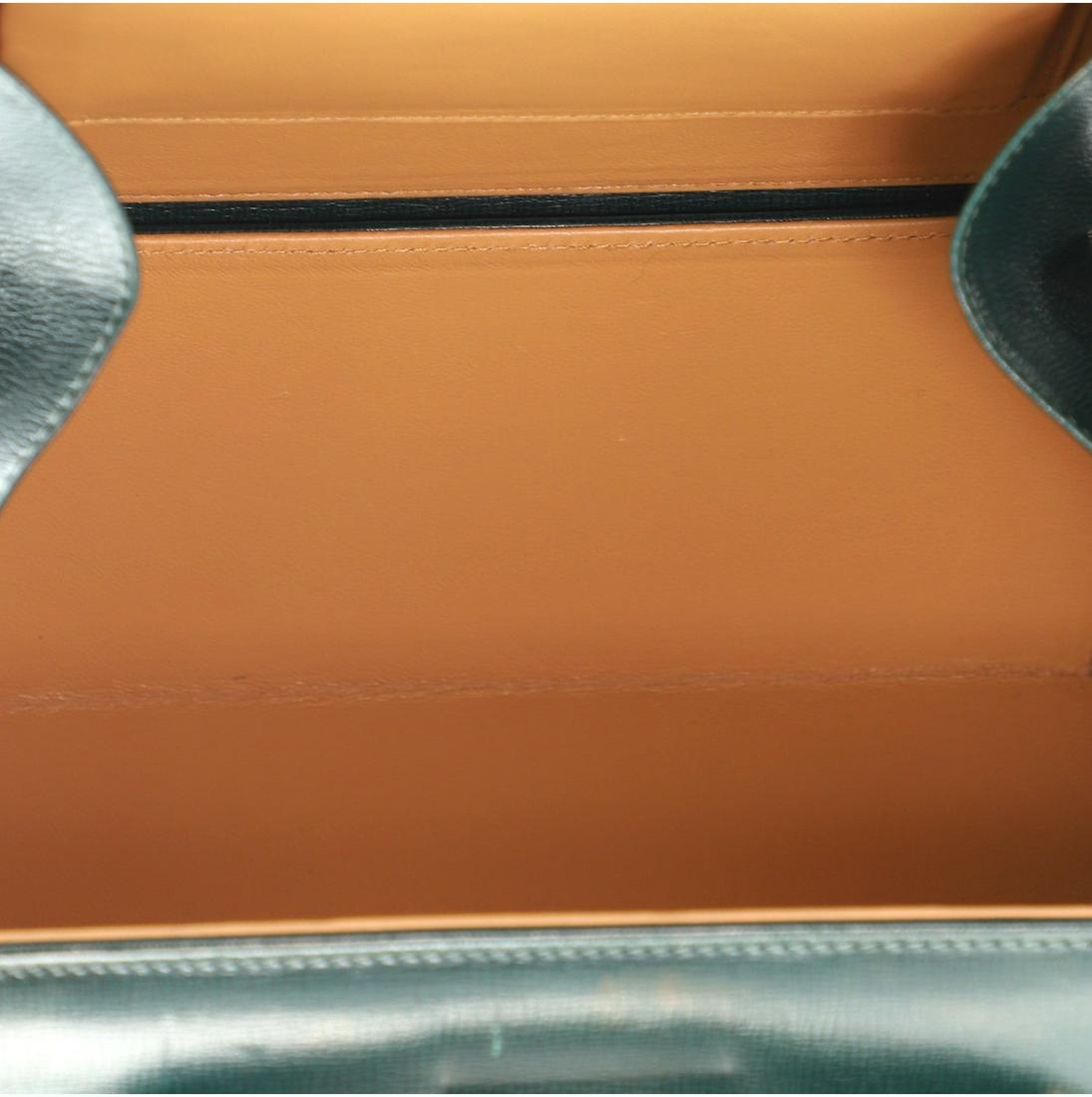 Mark Cross Grace Box Bag Leather Large Green: Mark Cross Grace Box Bag Leather Large Green Mark Cross Grace Box Bag Leather LargeGreen Condition Details: Wear on base and opening corners scuffs and small marks on exterior and in interior. Splitti