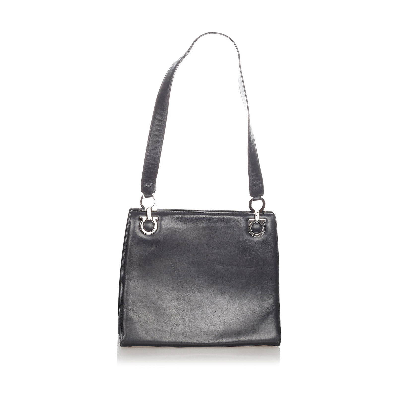 Ferragamo Gancini Leather Tote Bag: Ferragamo Gancini Leather Tote Bag This tote bag features a leather body flat leather straps with gancio details and an open top. Brand: Ferragamo Model: Gancini Leather Tote Bag Origin: Italy Categor