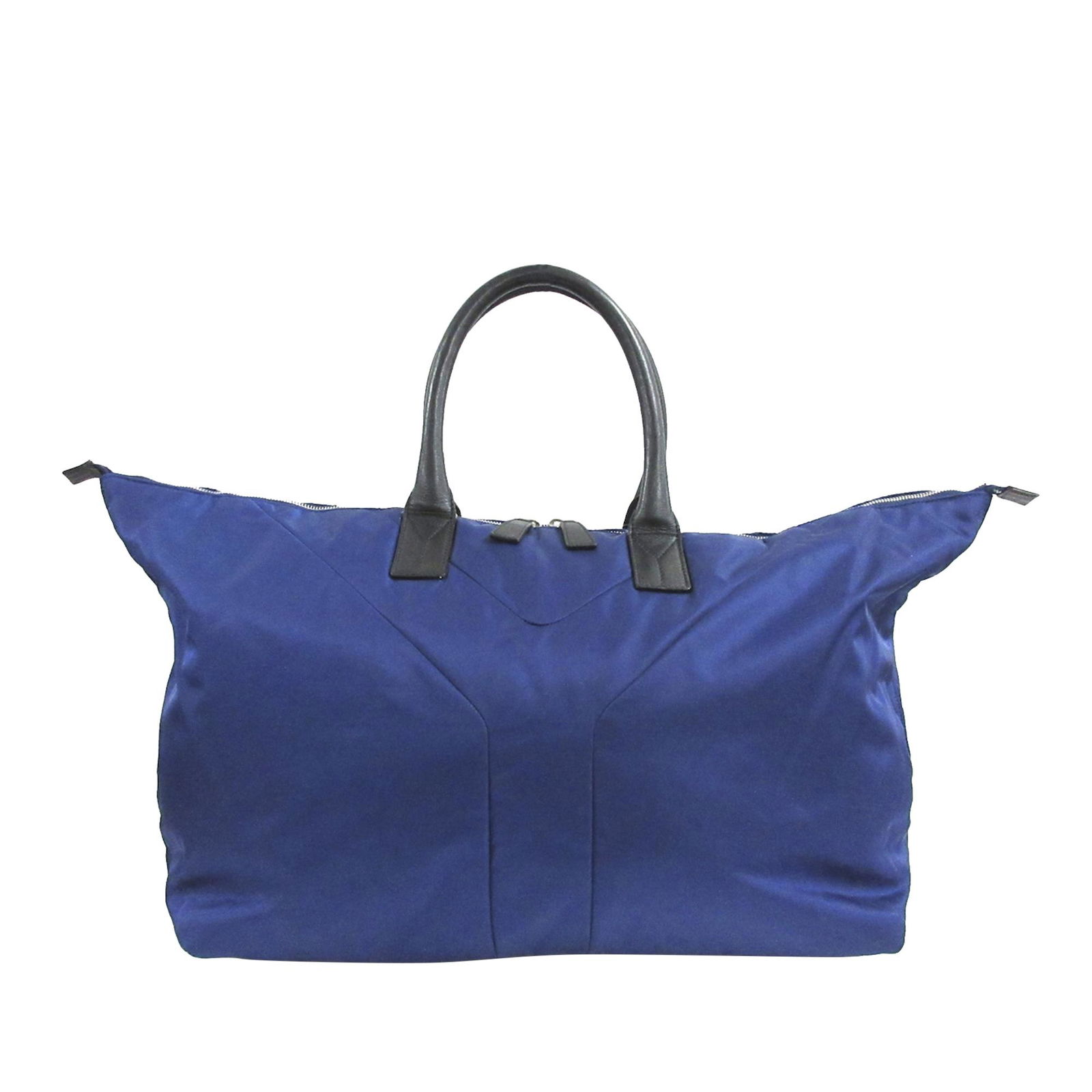 YSL Easy Nylon Weekender: YSL Easy Nylon Weekender This weekender bag features a nylon body rolled leather handles a top zip closure and an interior zip pocket. Brand: YSL Model: Easy Nylon Weekender Origin: France Category: B