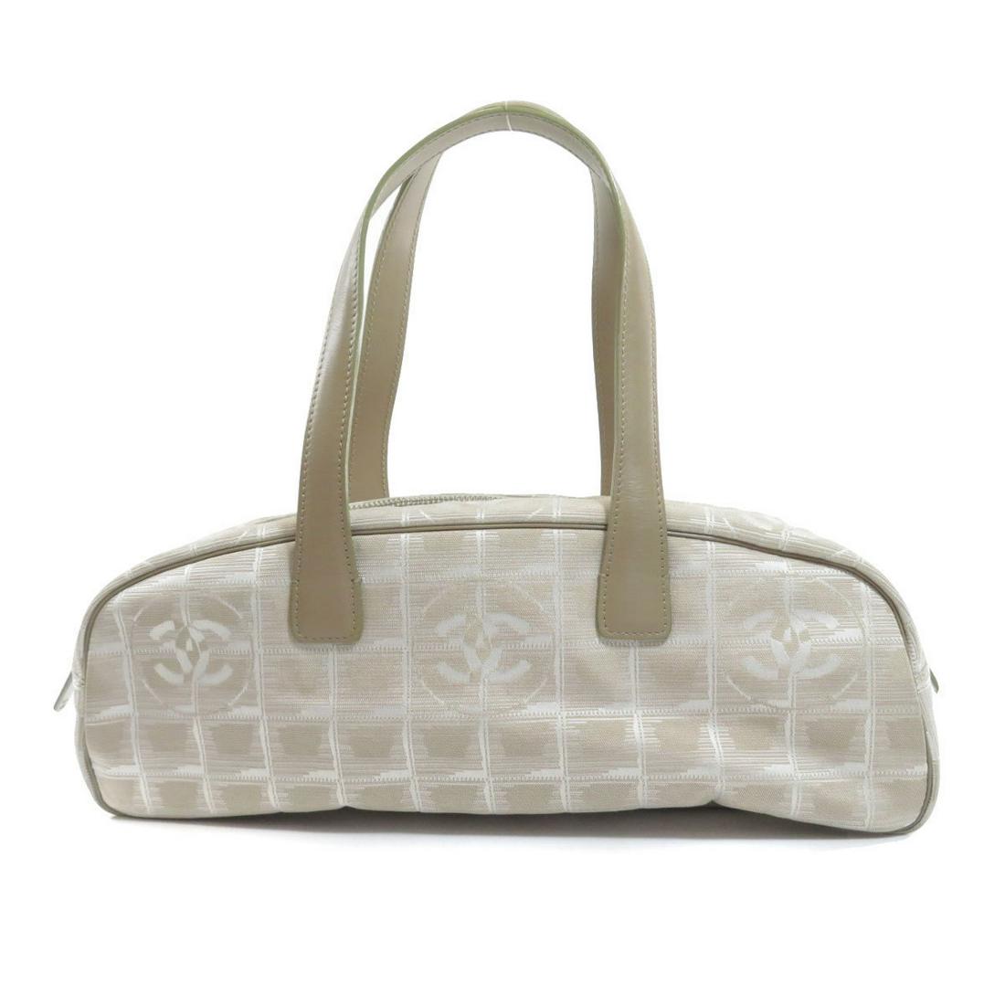 Chanel New Travel Line Tote Bag Nylon Jacquard Ladies: Chanel New Travel Line Tote Bag Nylon Jacquard Ladies Brand: Chanel Line: New Travel Line Type: Tote bag Gender: Women Color: Beige Closure: Zipper Inner Pocket: Zipper pocket1 Zipper pocket: 1 Size (