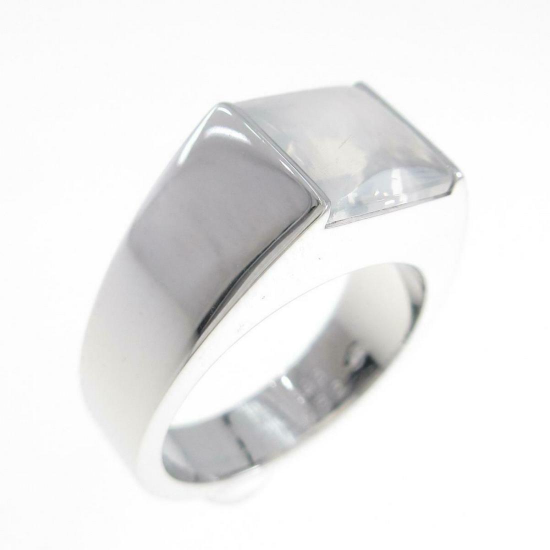 Cartier Tank ring: Cartier Tank ring Brand: Cartier Style: Ring Material: 750WG Gender: Ladies Size: 10.0 (JPN size) (50) Accessories: No case No Warranty Card Main Stone: Chalcedony ActualSize: W : 8.0mm CenterStone: C