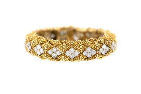 David Webb 1950s Gold Bracelet with Diamonds: David Webb 1950s Gold Bracelet with Diamonds A marvelous David Webb 1950s Gold Bracelet with Diamonds finely crafted in 18k yellow gold with Diamonds weighing a total of 11.00 carats.Signed by David