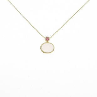 K18YG Rose Quartz Necklace: K18YG Rose Quartz Necklace Brand: Unbranded Style: Necklace Material: K18YG Gender: Ladies Size: 41cm Stone: Rose Quartz ActualSize: imate size of pendant (H x W) : 13.7mm x 11.5mm CenterStone: