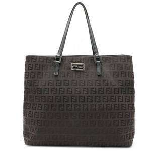 FENDI Zucchino Zucca pattern tote bag handbag canvas leather dark brown black 8BH133: FENDI Zucchino Zucca pattern tote bag handbag canvas leather dark brown black 8BH133 Brand: Fendi Type: Handbag Tote bag Material: Canvas Leather Canvas: Leather: Color: Black Dark brown 