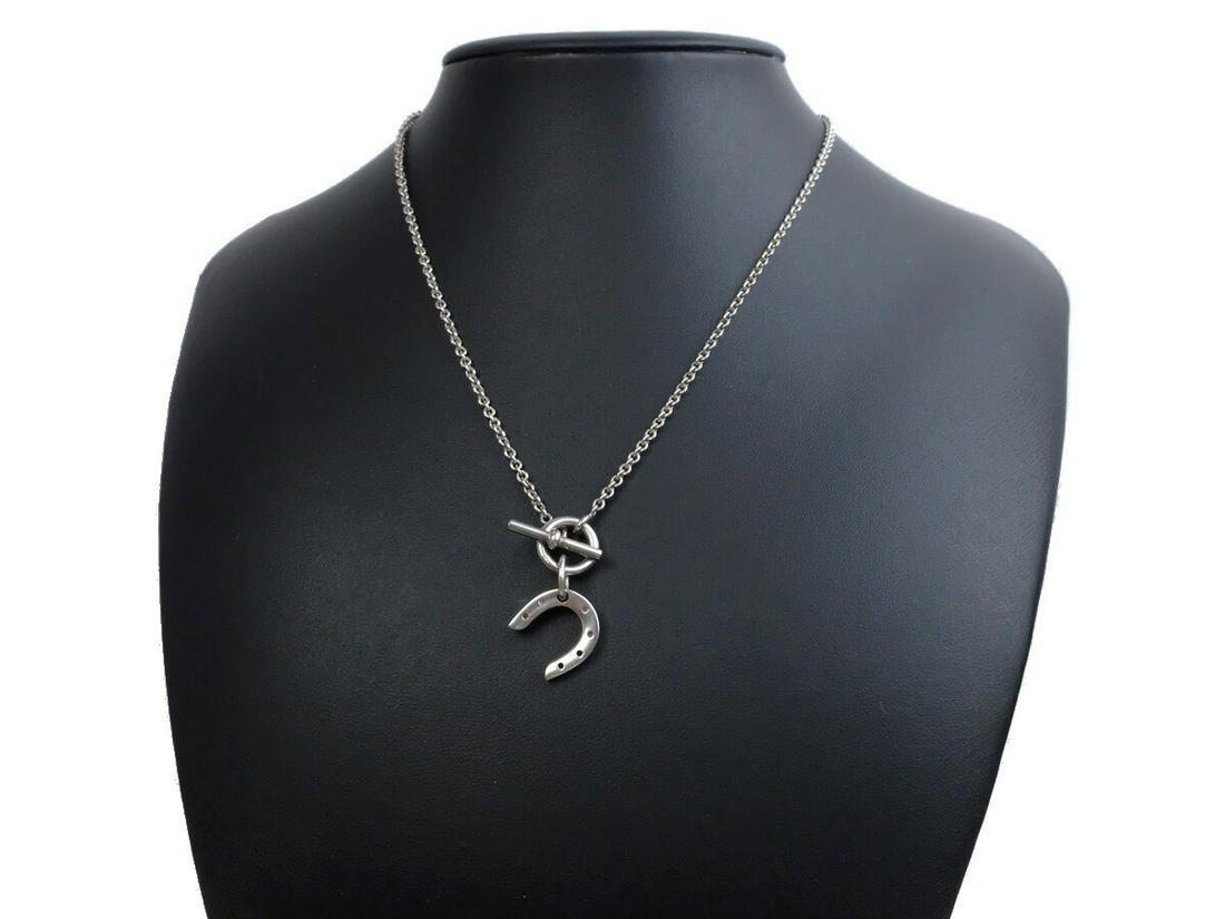 HERMES Hermes Amulet Horseshoe Necklace SV925 Silver: HERMES Hermes Amulet Horseshoe Necklace SV925 Silver Brand: Hermes Necklace Type: Necklace Material: Silver 925 Color: Silver Neck Circumference: 39 cm / 15.35 Pendant Size: 13mm x 13mm / 0.51 x 0.51