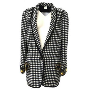 GIANNI VERSACE Medusa Studs Long Sleeve Coat Jacket Black White: GIANNI VERSACE Medusa Studs Long Sleeve Coat Jacket Black White Size: #38 or 4 Country/Region of Manufacture: Italy Department: Women Style: Jacket Outer Shell Material: Cotton Blend Product Line:
