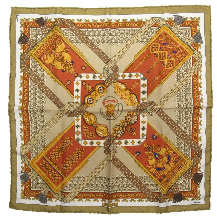 Hermes HERMES Scarf Petit Carre Brins d'or Gold Wakaeda Brown Silk 100%: Hermes HERMES Scarf Petit Carre Brins d'or Gold Wakaeda Brown Silk 100% Brand: Hermes Country of Origin: France Type: Scarf Gender: Women Color: Brown Material: Silk100% Silk: 100% Size (LxW): 42cm x