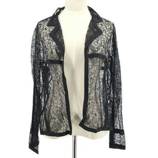 CHANEL 94C #38 CC Long Sleeve Lace Cardigan Jacket Black: CHANEL 94C #38 CC Long Sleeve Lace Cardigan Jacket Black Country/Region of Manufacture: France Style: Cardigan Decade: 1990s Material: 60% Viscose 40% Polyester Color: Black Size (Womens): 38 