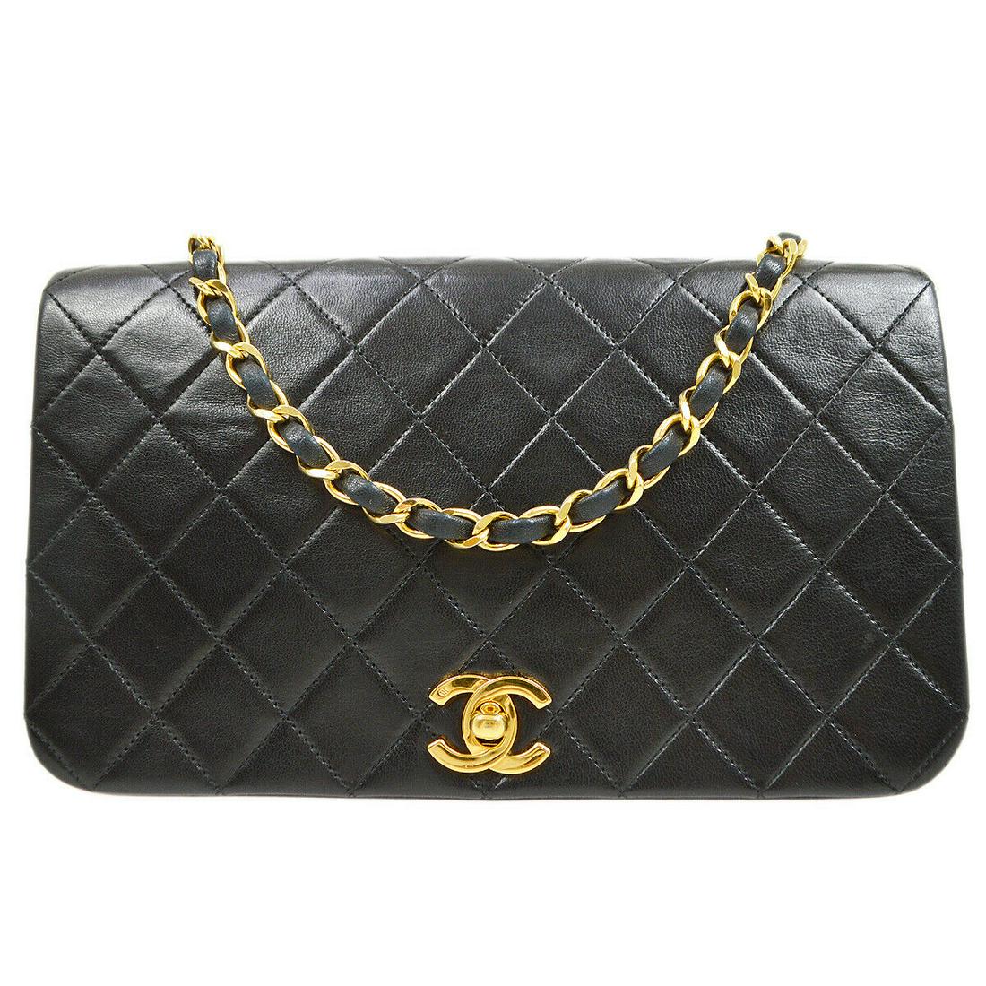 CHANEL Full Flap CC Quilted Chain Shoulder Bag 1359582 Lambskin Black: CHANEL Full Flap CC Quilted Chain Shoulder Bag 1359582 Lambskin Black Gender: Adult Unisex Country/Region of Manufacture: France Style: Shoulder Bag Decade: 1990s Material: Lambskin Leather Original/R
