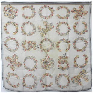 Chanel scarf gray pattern CHANEL ladies: Chanel scarf gray pattern CHANEL ladies Brand: Chanel Type: Scarf Gender: Men Women Color: Gray Size (LxW): 56cm x 57cm / 22.04 x 22.44 AB: Very Good The BIDHAUS Guarantee: All items in this