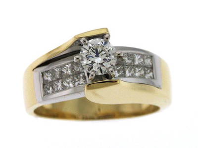 Diamond Ring In Two Tone 18k Gold (1-1/10 Ct.tw.)