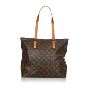 Louis Vuitton Monogram Cabas Mezzo: Louis Vuitton Monogram Cabas Mezzo The Cabas Mezzo features a monogram canvas body flat leather straps a top zip closure and interior zip and slip pockets. Brand: Louis Vuitton Model: Monogram