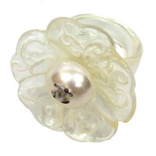 Chanel CHANEL Camellia Pearl Ring Plaring Japanese size about 13 Flower 03 P Clear Ladies: Chanel CHANEL Camellia Pearl Ring Plaring Japanese size about 13 Flower 03 P Clear Ladies Brand: Chanel Line: Camellia Country of Origin: Japan Gender: Women Material: Plastic US Size: 7 AB: