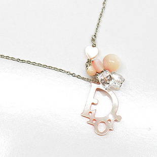 Christian Dior Necklace Silver Pink Clear Plastic Ladies: Christian Dior Necklace Silver Pink Clear Plastic Ladies Brand: Christian Dior Necklace Type: Pendant necklace Style: Casual Gender: Women Material: Plastic Color: Clear Pink Silver Weight:
