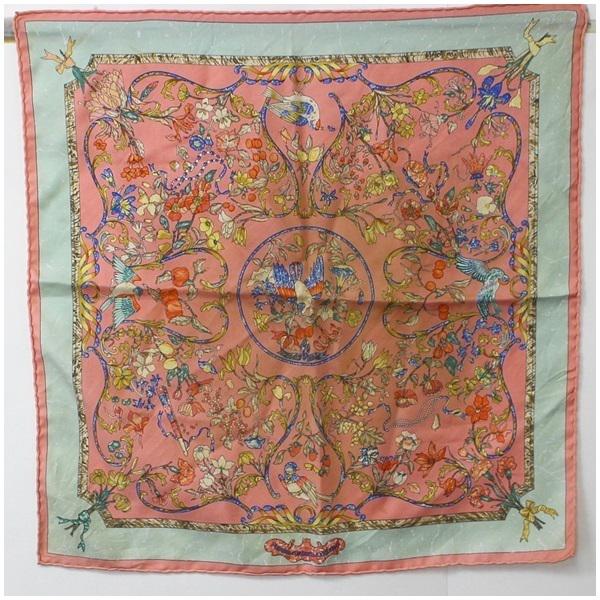 Hermes Silk Mini Scarf Stole Pink Plant / Bird Pattern HERMES Ladies: Hermes Silk Mini Scarf Stole Pink Plant / Bird Pattern HERMES Ladies Brand: Hermes Type: Scarf Gender: Women Men Color: Light green Pink Size (LxW): 42cm x 41cm / 16.53 x 16.14 Overall Dirt: Insignifi