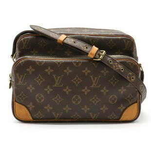 LOUIS VUITTON Monogram Nile Shoulder Bag Messenger M45244: LOUIS VUITTON Monogram Nile Shoulder Bag Messenger M45244 Brand: Louis Vuitton Line: Monogram Type: Messenger bag Shoulder bag Material: Monogram Monogram: Size (HxWxD): 20cm x 28cm x 12.5cm