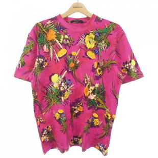 LOUIS VUITTON Tshirt: LOUIS VUITTON Tshirt Brand: LOUIS VUITTON Style: SHIRT Color: Pink Material: See Image Gender: Mens Size: M Size Type: Regular Sleeve Length: Not Specified ActualSize: Please read description