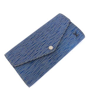 Louis Vuitton Long Wallet Portofeuil Sarah New M61649 Denim Epi Leather Blue LOUIS VUITTON: Louis Vuitton Long Wallet Portofeuil Sarah New M61649 Denim Epi Leather Blue LOUIS VUITTON Brand: Louis Vuitton Line: Epi Denim Country of Origin: Spain Type: Coin purse/coin case Gender: Men 