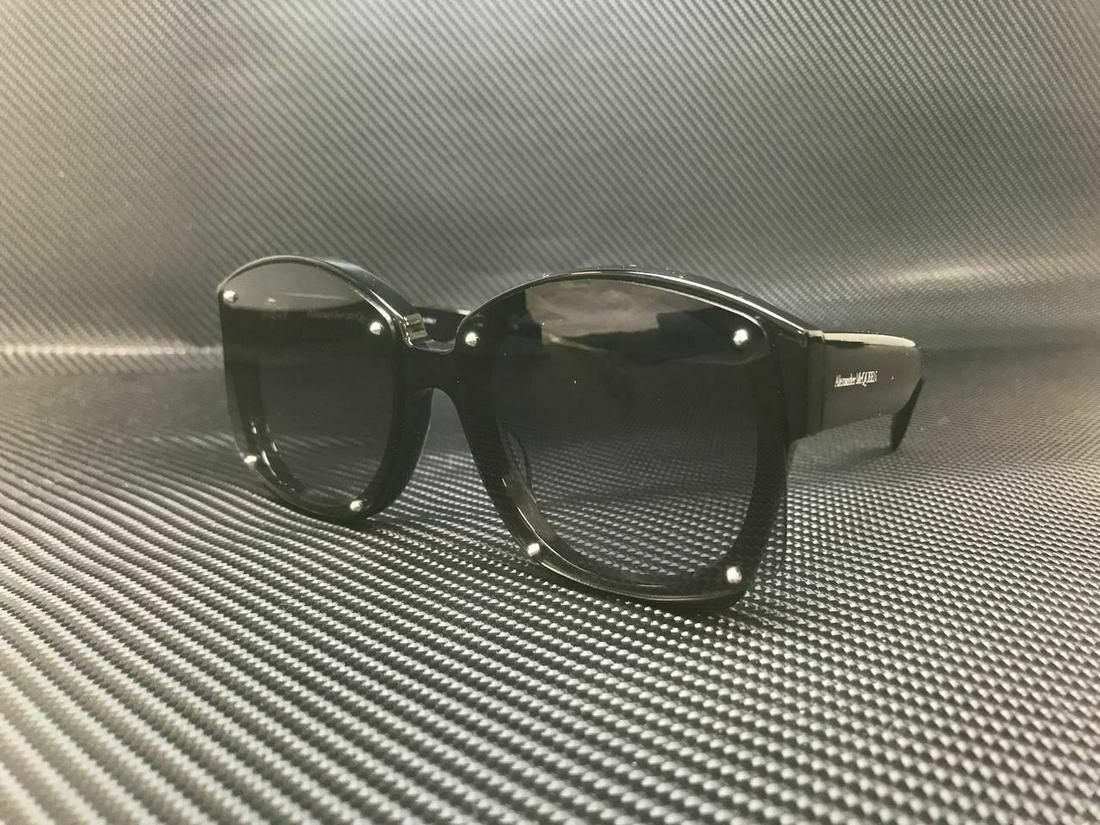 ALEXANDER McQUEEN AM0334S 001 Black Butterfly 61 mm Women's: ALEXANDER McQUEEN AM0334S 001 Black Butterfly 61 mm Women's Brand: Alexander McQueen Department: Women Frame Color: Black Style: Butterfly Type: Sunglasses New The BIDHAUS Guarantee: All items in this