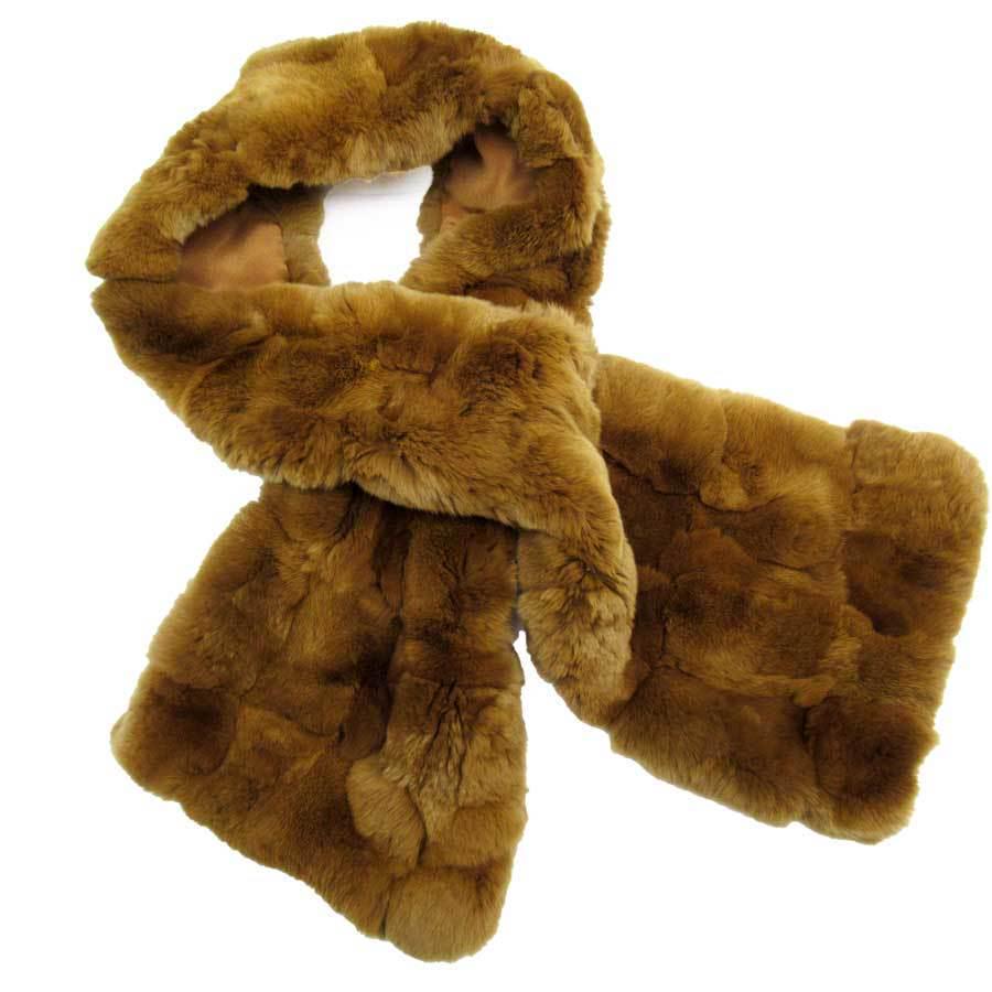Chanel Fur Muffler Tippet Orilag Brown Rex Silk: Chanel Fur Muffler Tippet Orilag Brown Rex Silk Brand: Chanel Country of Origin: France Color: Brown Material: Fur100% Silk Fur: 100% Silk: Size (LxW): 1.31m x 23cm / 51.57 x 9.05 A The BIDHAUS Guaran