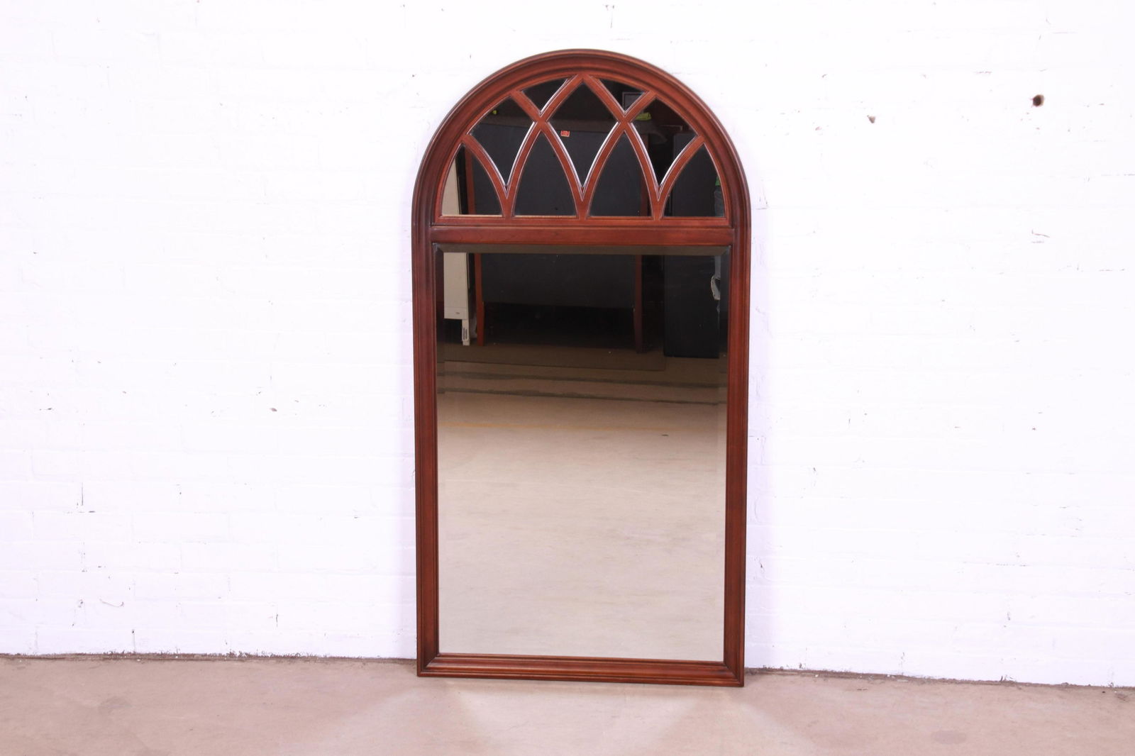 Vintage Ethan Allen Palladian Style Mahogany Arched Wall Mirror: Vintage Ethan Allen Palladian Style Mahogany Arched Wall Mirror A gorgeous Palladian style mahogany framed arched wall mirror By Ethan Allen USA Circa 1990s Measures: 28.25"W x 1.75"D x 53.25"H. Very