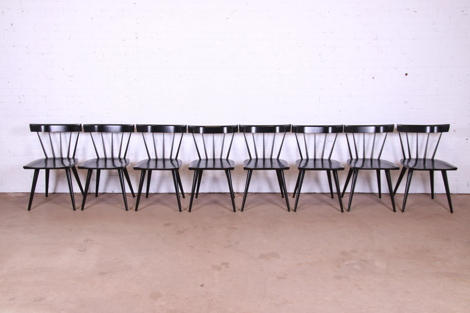 Paul McCobb Planner Group Mid-Century Modern Spindle Back Dining Chairs Set of Eight: Paul McCobb Planner Group Mid-Century Modern Spindle Back Dining Chairs Set of Eight An exceptional set of eight iconic mid-century modern spindle back dining chairs By Paul McCobb for Winchendon Furn