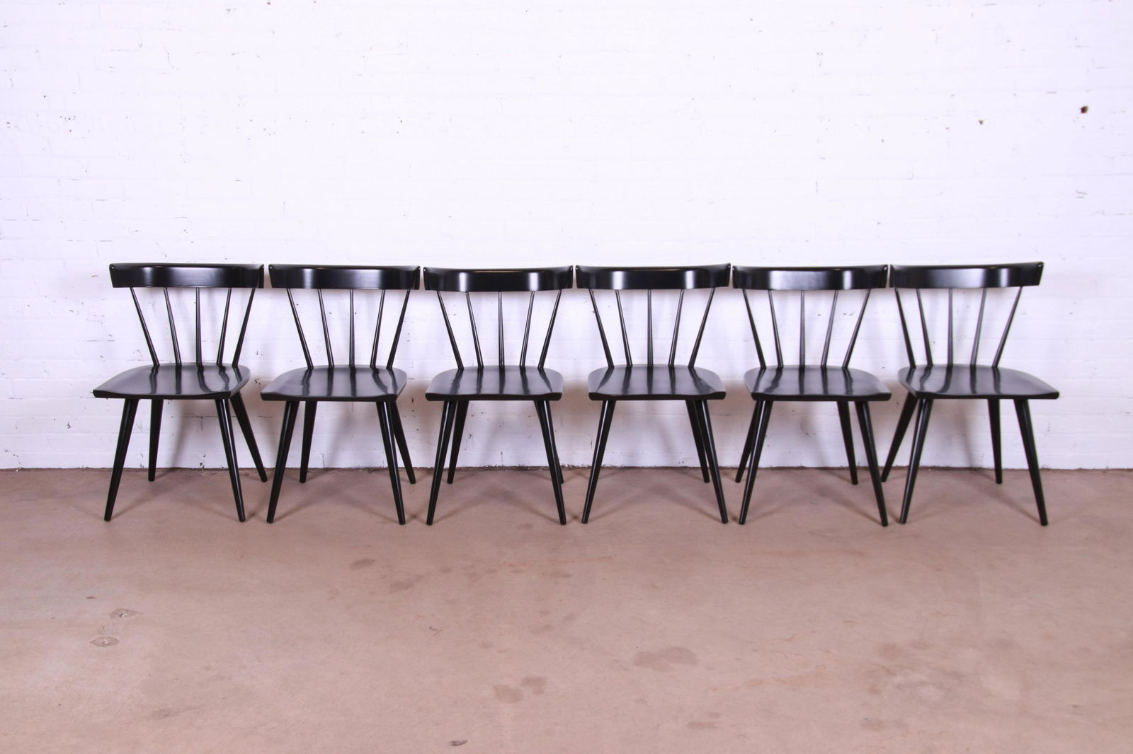 Paul McCobb Planner Group Mid-Century Modern Spindle Back Dining Chairs Set of Six: Paul McCobb Planner Group Mid-Century Modern Spindle Back Dining Chairs Set of Six An exceptional set of six iconic mid-century modern spindle back dining chairs By Paul McCobb for Winchendon Furnitur