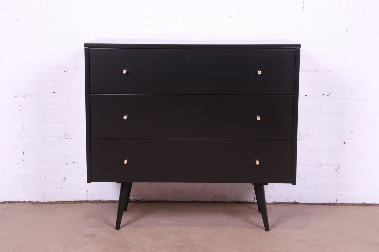 Paul McCobb Planner Group Black Lacquered Three-Drawer Dresser Newly Refinished: Paul McCobb Planner Group Black Lacquered Three-Drawer Dresser Newly Refinished An iconic mid-century modern three-drawer dresser or bachelor chest By Paul McCobb for Winchendon Furniture "Planner Gro