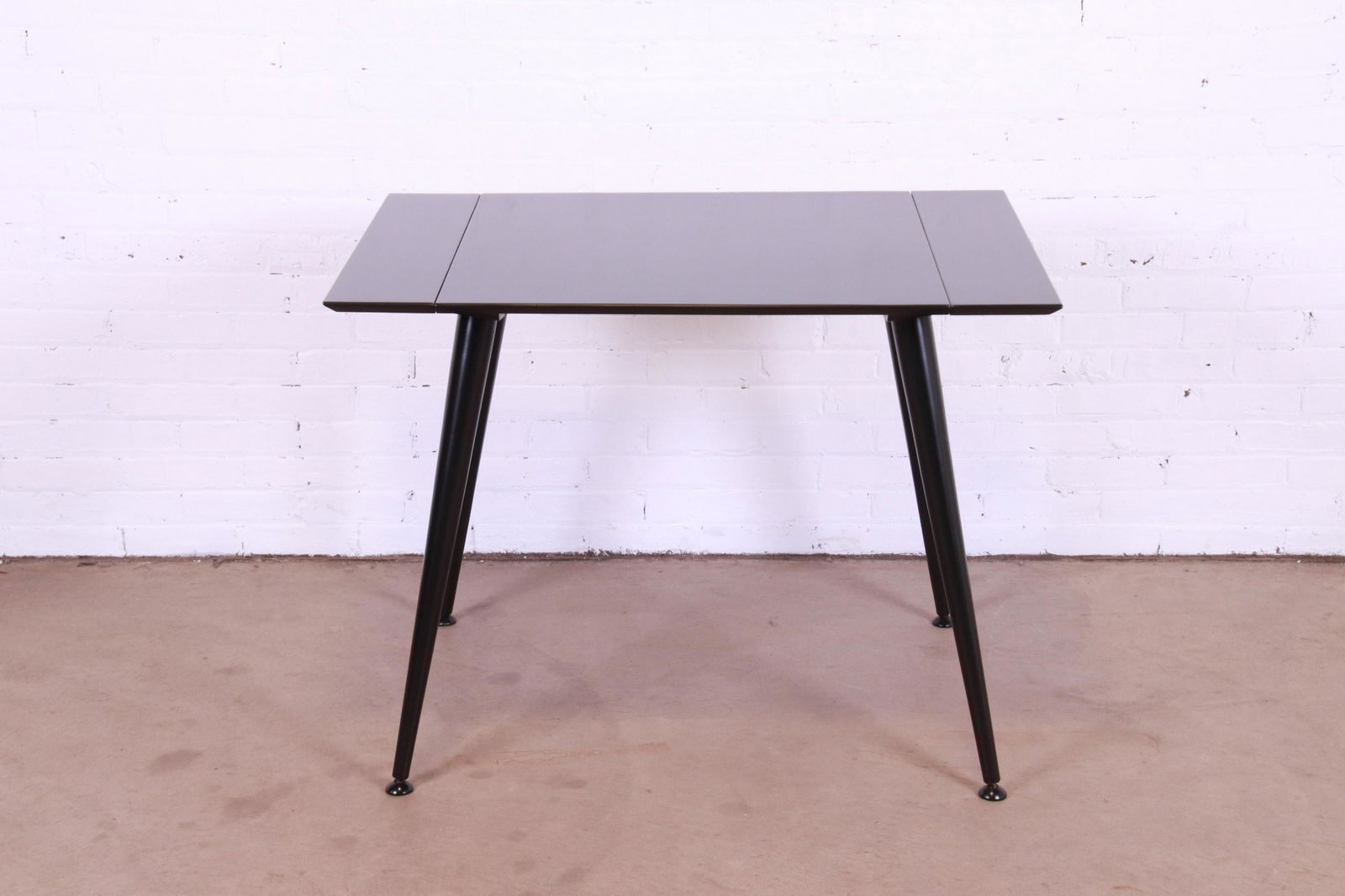 Paul McCobb Planner Group Mid-Century Modern Black Lacquered Extension Dinette Table Newly: Paul McCobb Planner Group Mid-Century Modern Black Lacquered Extension Dinette Table Newly Refinished A sleek and stylish mid-century modern extension dinette table or game table By Paul McCobb for Wi