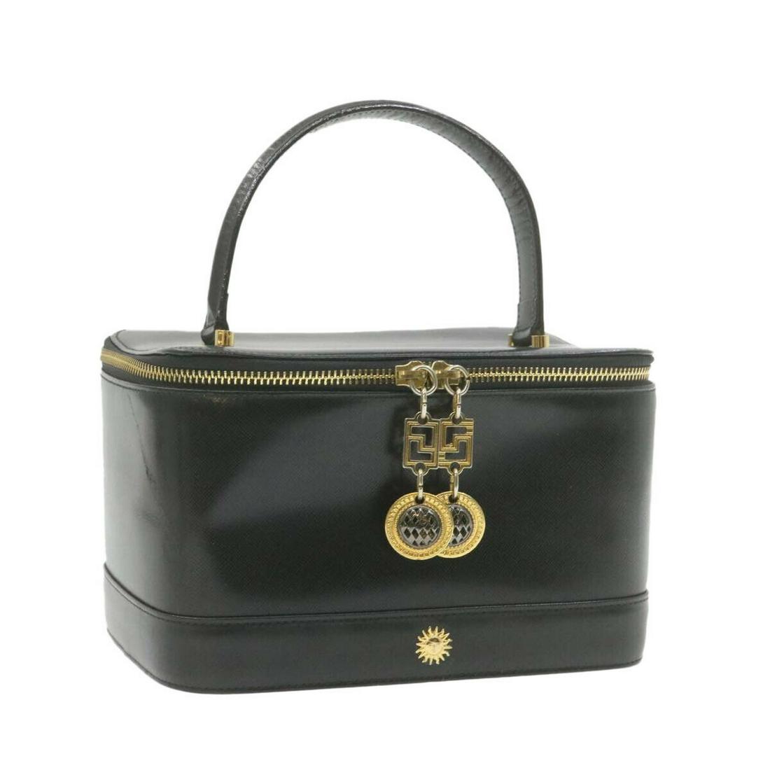 GIANNI VERSACE Sun Face Vanity Hand Bag Black Leather: GIANNI VERSACE Sun Face Vanity Hand Bag Black Leather Brand: GIANNI VERSACE Color: Black Material: Leather Style: Hand Bag Size: W22 x H13 x D15cm(Approx) Type: unknown B: Reasonable Wear and Tear The