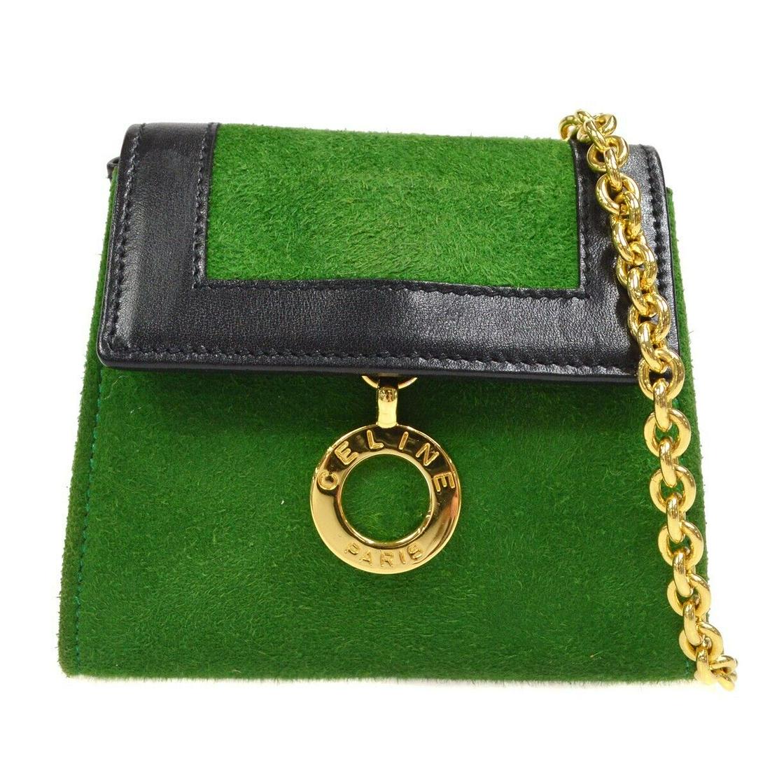 CELINE Ring Logos Chain Pochette Shoulder Bag Green Black Suede M13: CELINE Ring Logos Chain Pochette Shoulder Bag Green Black Suede M13 Bag Width: 4 in Bag Height: 4 in Closure: Magnetic Occasion: Casual Size: Mini Handle Style: Crossbody Strap Lining Material: PVC Ba