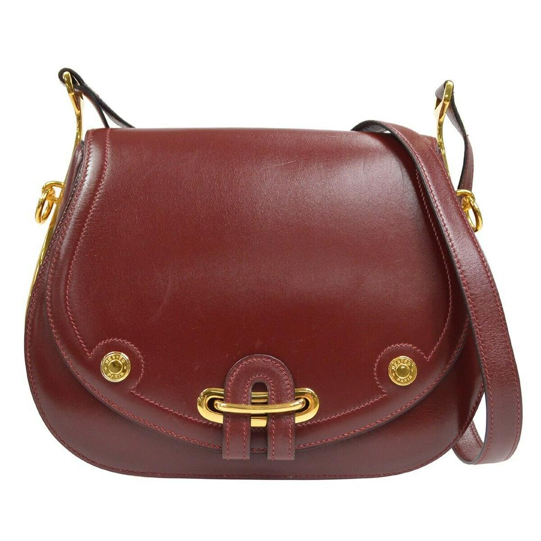 HERMES Passe Guide Shoulder Bag Purse Bordeaux Box Calf Vintage France OI: HERMES Passe Guide Shoulder Bag Purse Bordeaux Box Calf Vintage France OI Brand: HERMES Decade: 1970s Color: Bordeaux Style: Shoulder Bag Material: Box calf Outside Condition: AB: Very Good/Inside Con